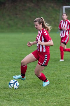 Bild 229 - wBJ TuS Tensfeld - SV Fortuna St. Juergen